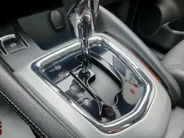 Nissan Qashqai Gen-Ii-2013-2021