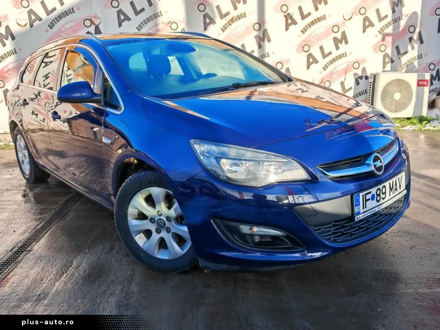 Opel Astra Gen-J-2009-2018