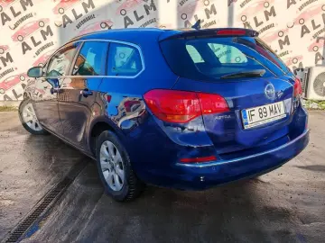 Opel Astra Gen-J-2009-2018