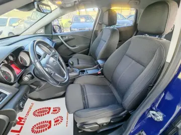 Opel Astra Gen-J-2009-2018