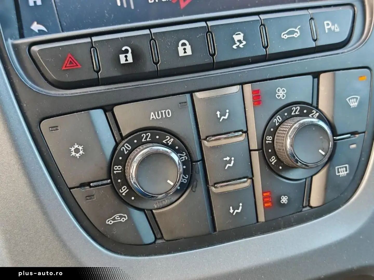 Opel Astra Gen-J-2009-2018