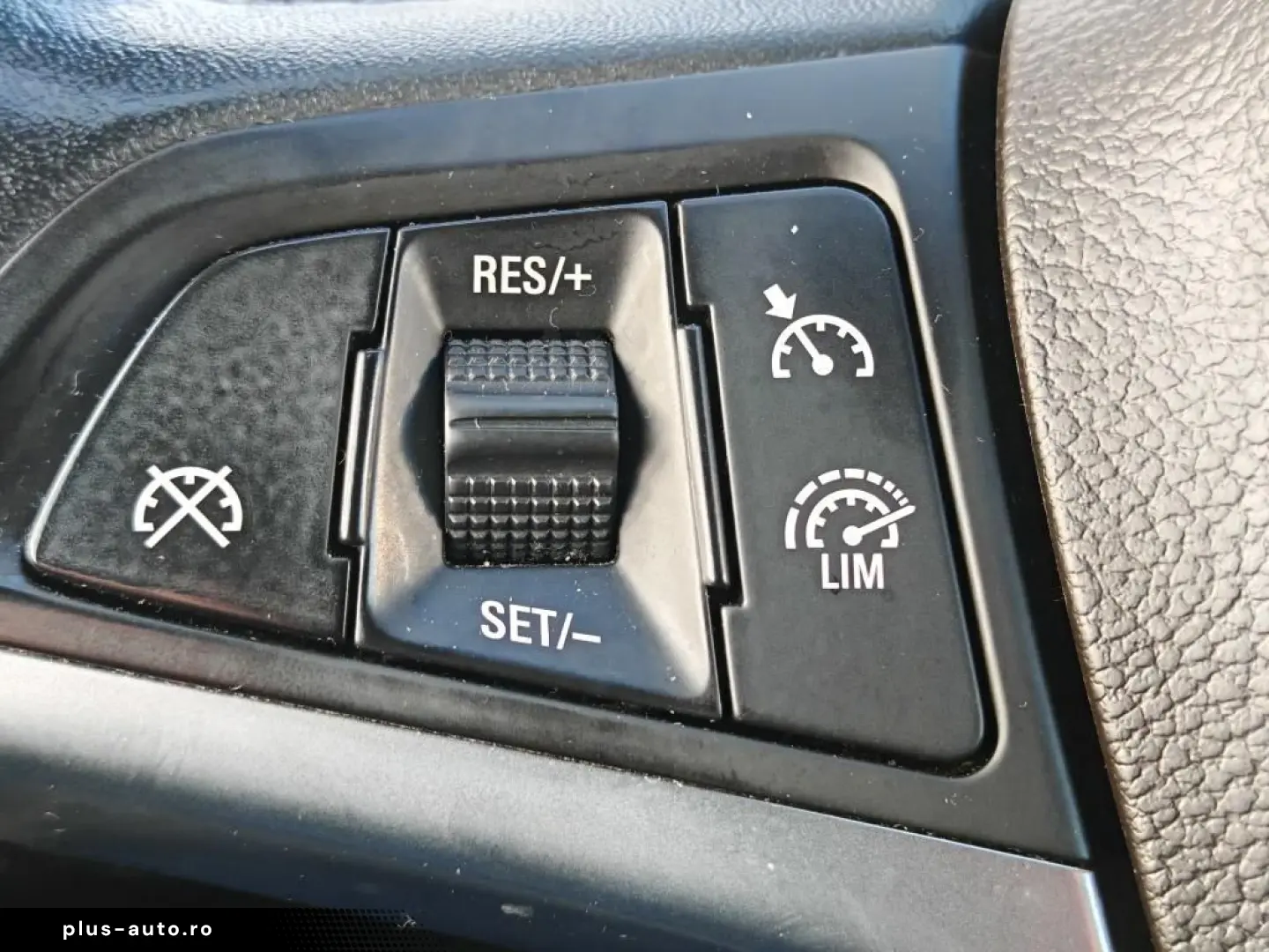 Opel Astra Gen-J-2009-2018