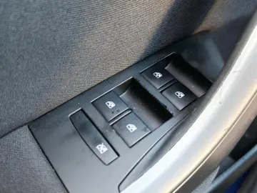 Opel Astra Gen-J-2009-2018