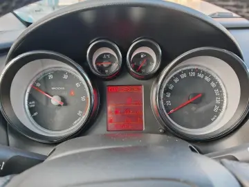 Opel Astra Gen-J-2009-2018