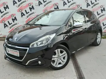 Peugeot 208 Benzina Automat 2019