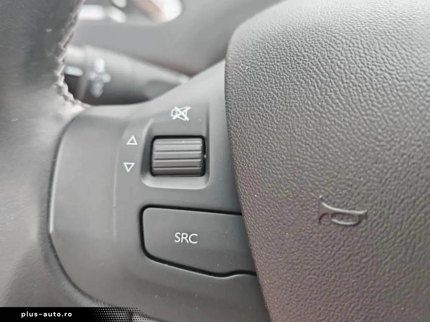 Peugeot 208 Benzina Automat 2019