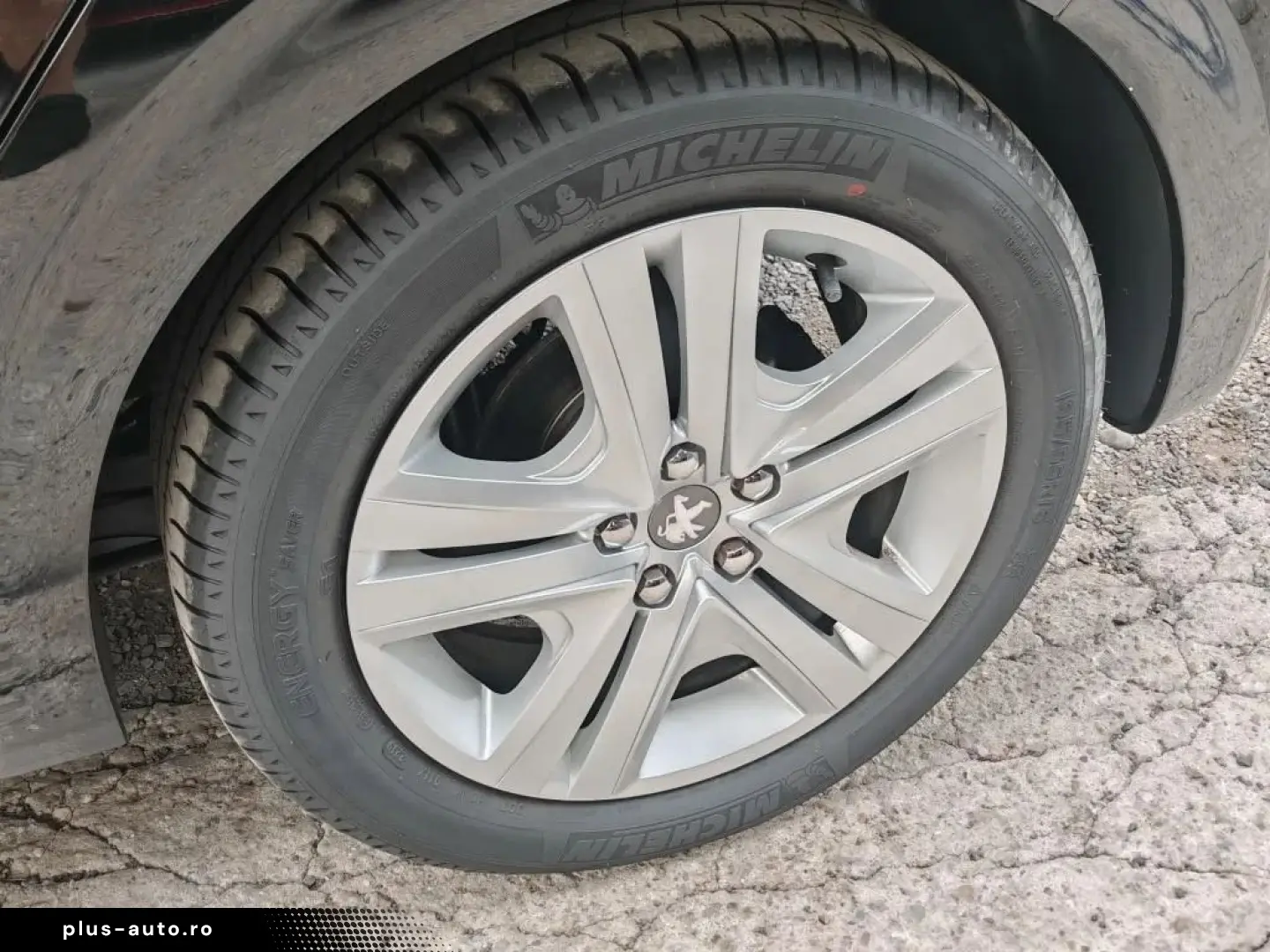 Peugeot 208 Benzina Automat 2019