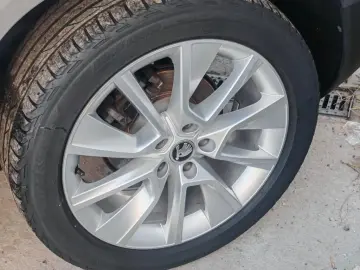 Skoda Karoq Benzina Automat 2018