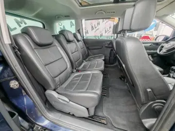 Volkswagen Sharan Gen-Ii-2010