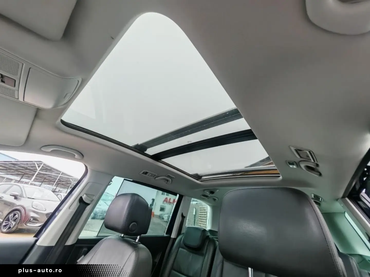 Volkswagen Sharan Gen-Ii-2010