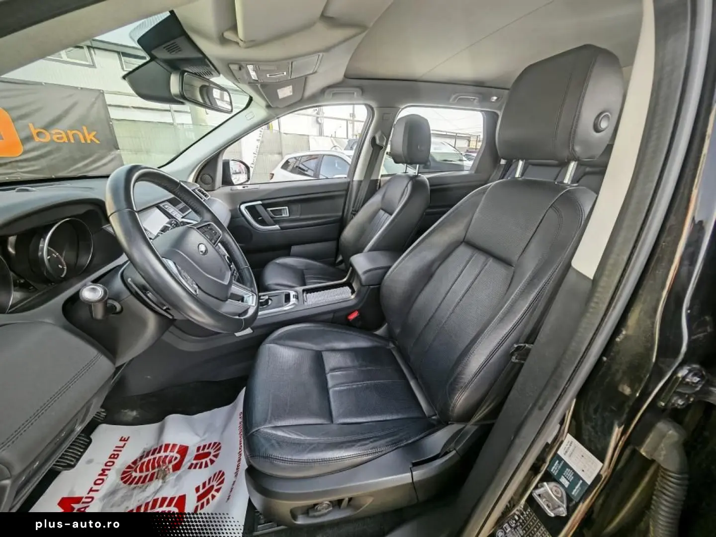 Land-Rover Discovery-Sport