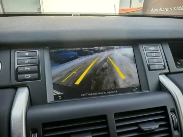 Land-Rover Discovery-Sport