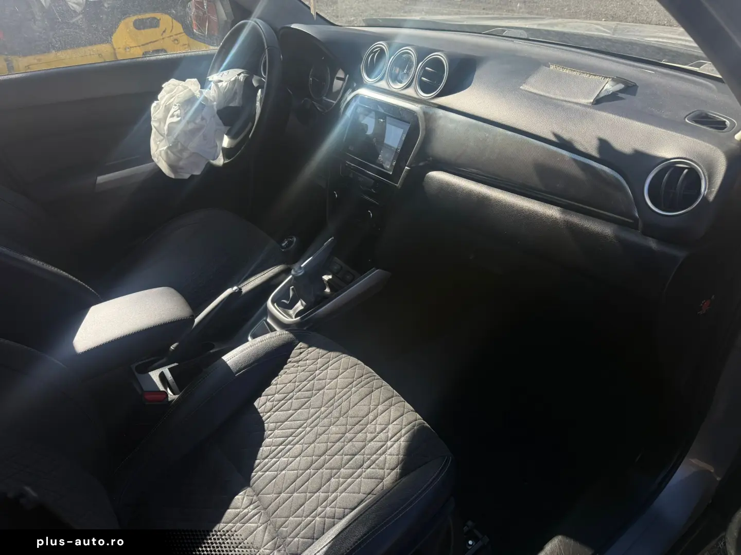 Suzuki Vitara Hybrid 2021 Avariat 1.4 Benzina 130cp