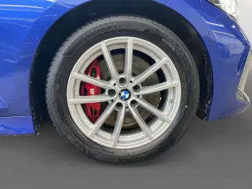 BMW 330i xDrive M Sport Pro