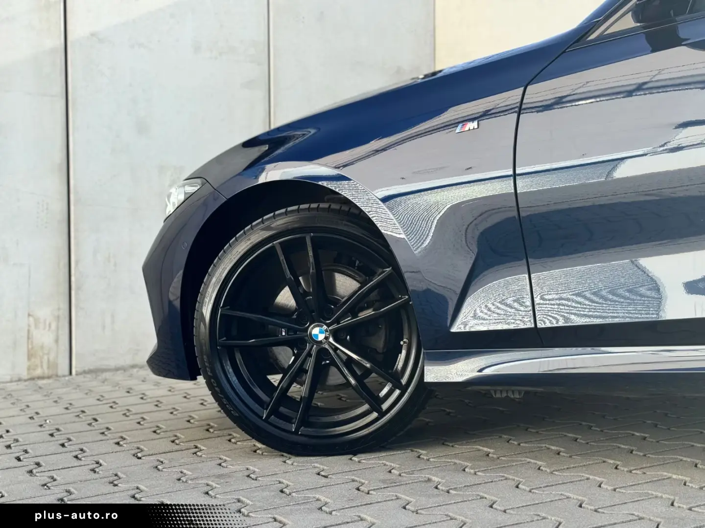 BMW 320d xD MSport H&K Sport seats