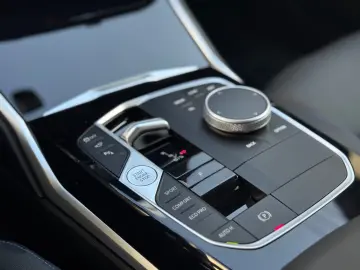 BMW 320d xD MSport H&K Sport seats