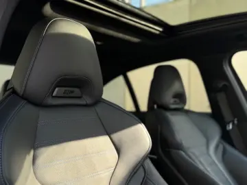 BMW 320d xD MSport H&K Sport seats