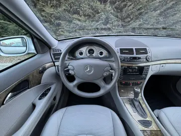 Mercedes-Benz E200 Kompressor W211 Facelift   Avantgarde