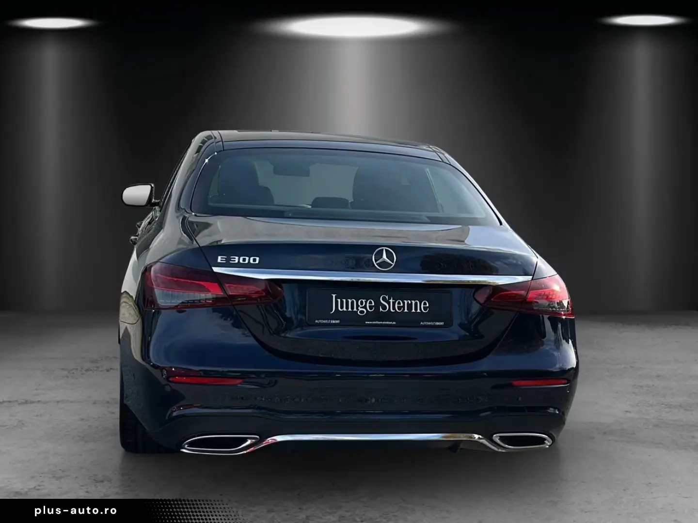 Mercedes-Benz E 300 AMG Pano DISTRO