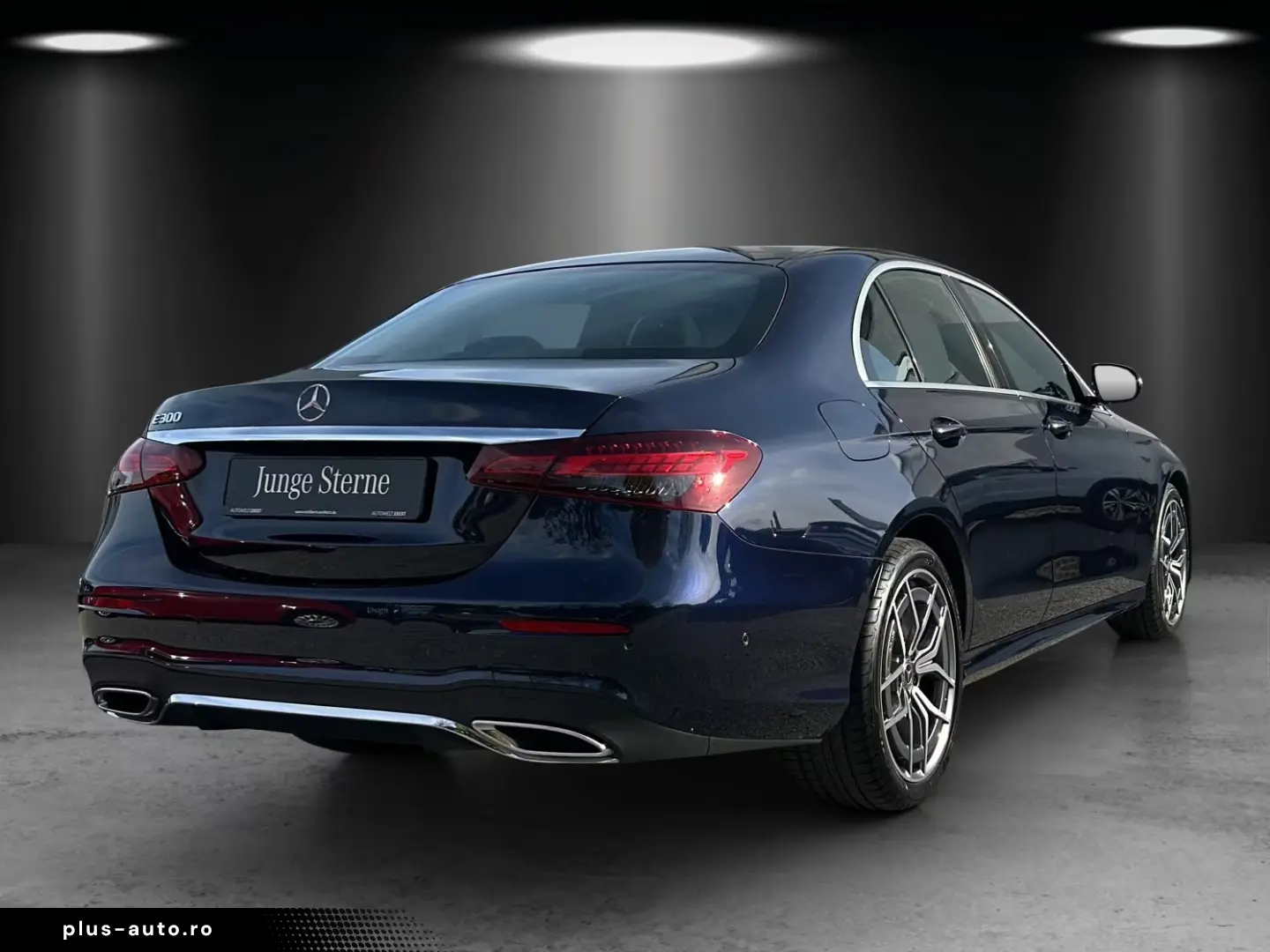 Mercedes-Benz E 300 AMG Pano DISTRO