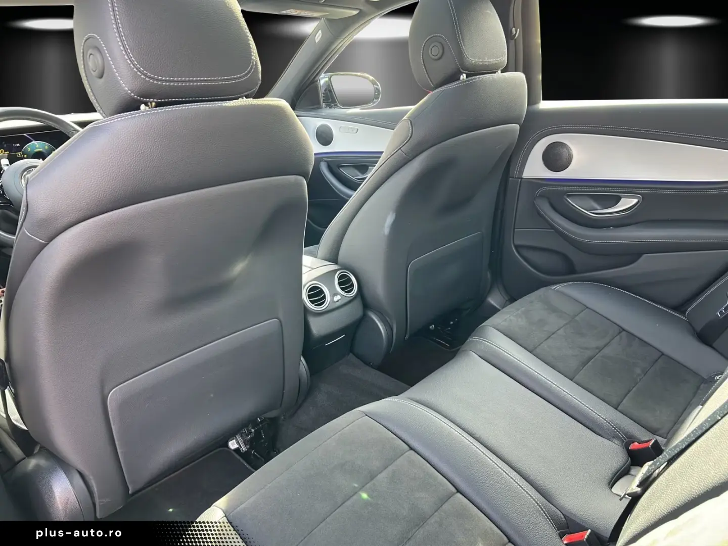 Mercedes-Benz E 300 AMG Pano DISTRO