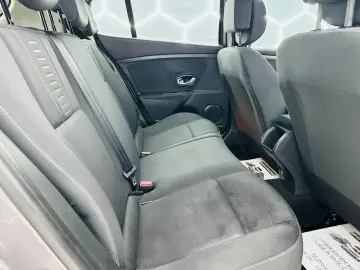 RENAULT MEGANE 2011 1.6i E5 Garantie 12  Luni Rate Avans 0 D