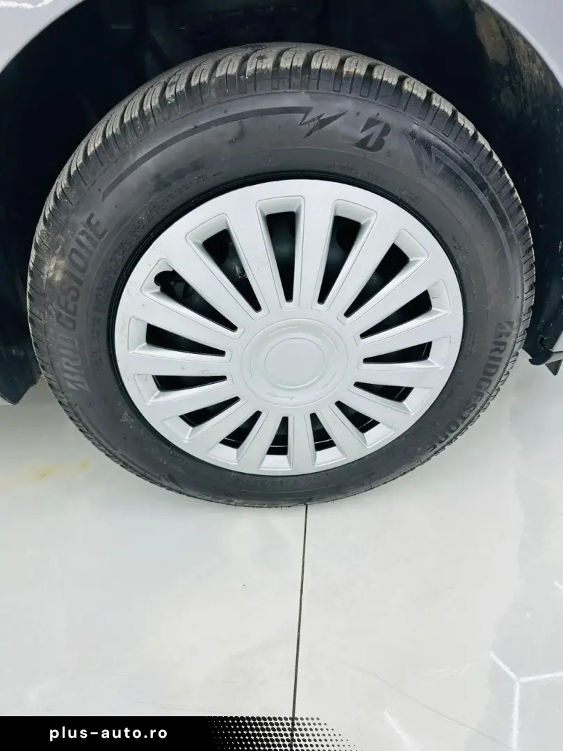 RENAULT MEGANE 2011 1.6i E5 Garantie 12  Luni Rate Avans 0 D