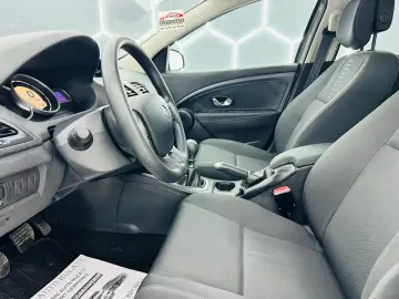 RENAULT MEGANE 2011 1.6i E5 Garantie 12  Luni Rate Avans 0 D