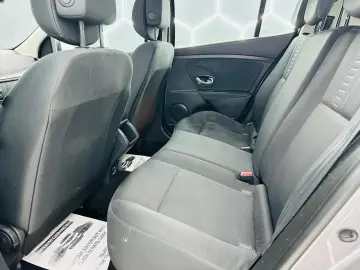 RENAULT MEGANE 2011 1.6i E5 Garantie 12  Luni Rate Avans 0 D