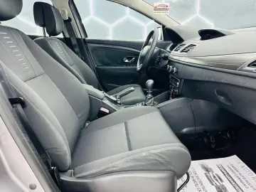 RENAULT MEGANE 2011 1.6i E5 Garantie 12  Luni Rate Avans 0 D