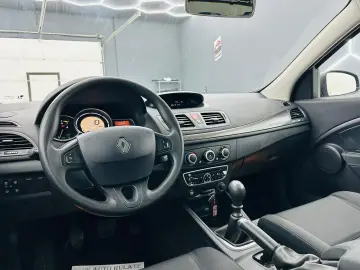 RENAULT MEGANE 2011 1.6i E5 Garantie 12  Luni Rate Avans 0 D