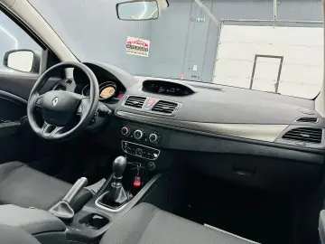 RENAULT MEGANE 2011 1.6i E5 Garantie 12  Luni Rate Avans 0 D