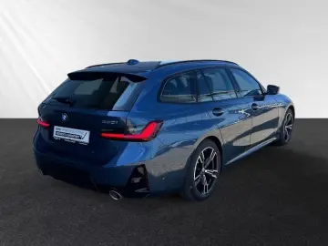 BMW 330i xDrive Touring All-wheel drive   M Sport