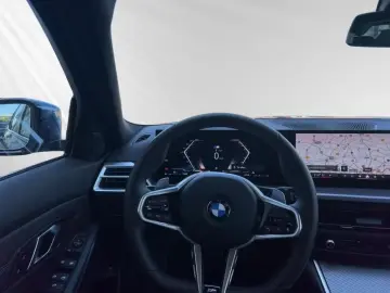 BMW 330i xDrive Touring All-wheel drive   M Sport