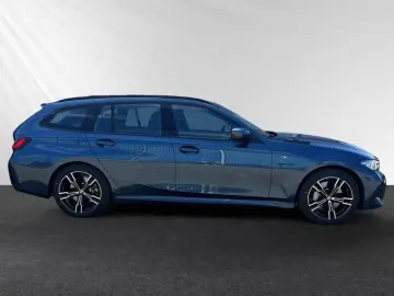 BMW 330i xDrive Touring All-wheel drive   M Sport