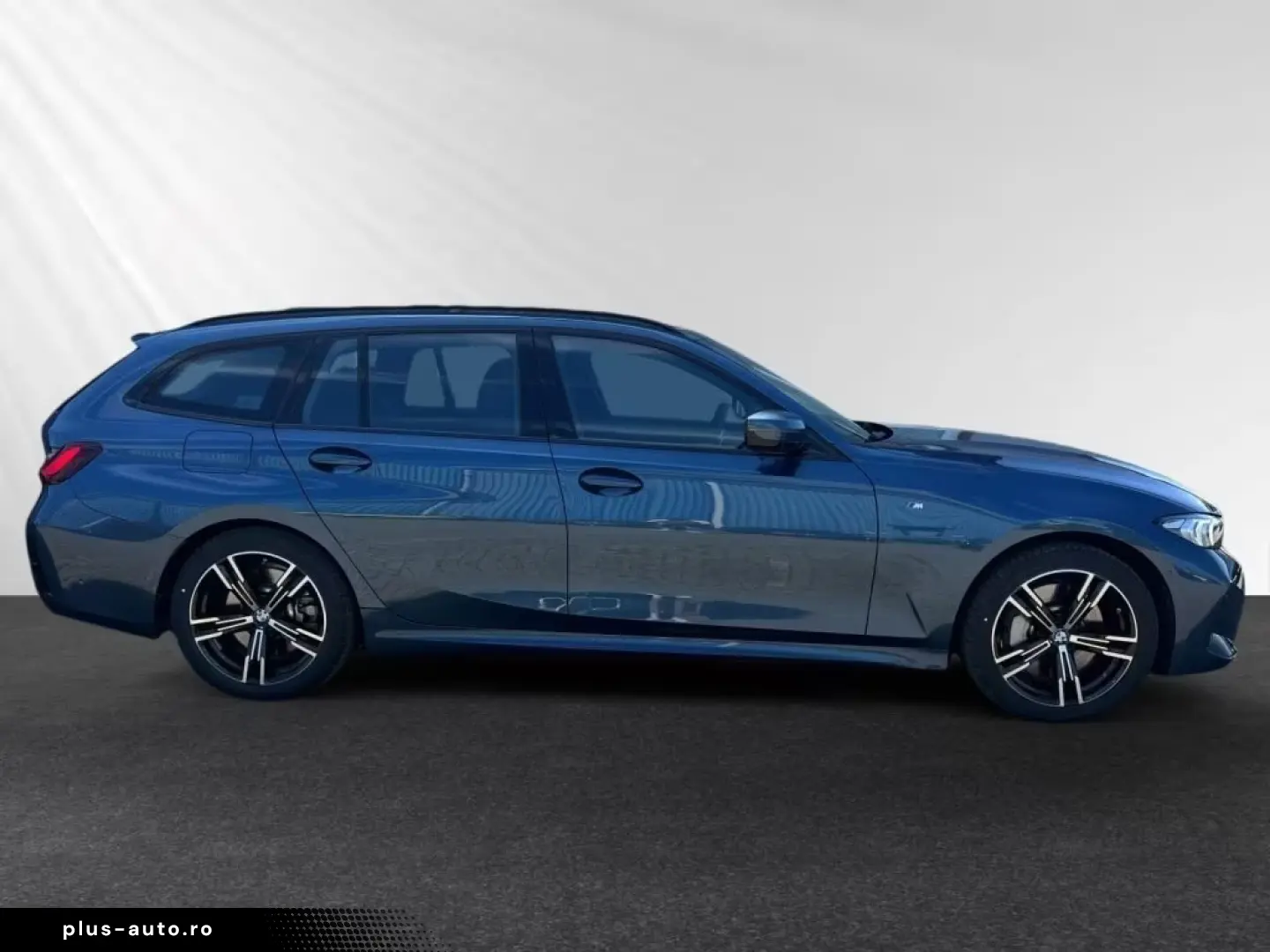 BMW 330i xDrive Touring All-wheel drive   M Sport