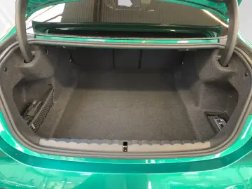 BMW M4 Competition Coupé Carbon Shells. Head-Up