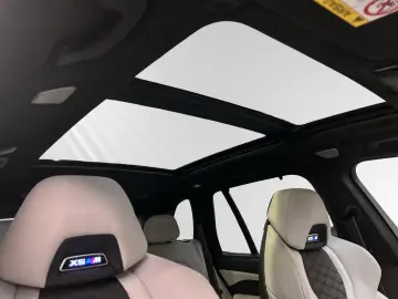 BMW X5 M Competition SkyLounge Bowers&Wilkins