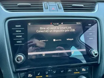 Skoda Octavia Combi 1.6 TDI Clever - Diesel - Automatic