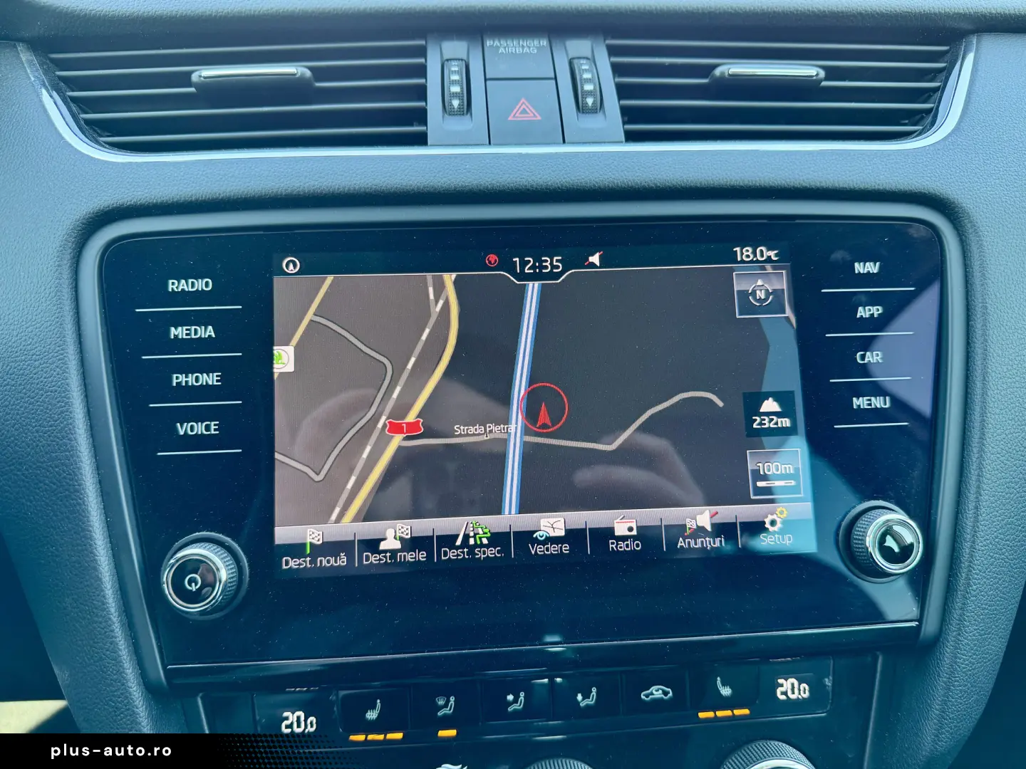 Skoda Octavia Combi 1.6 TDI Clever - Diesel - Automatic