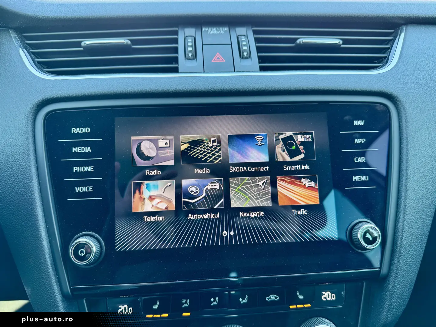 Skoda Octavia Combi 1.6 TDI Clever - Diesel - Automatic