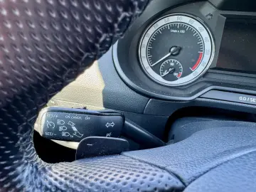 Skoda Octavia Combi 1.6 TDI Clever - Diesel - Automatic