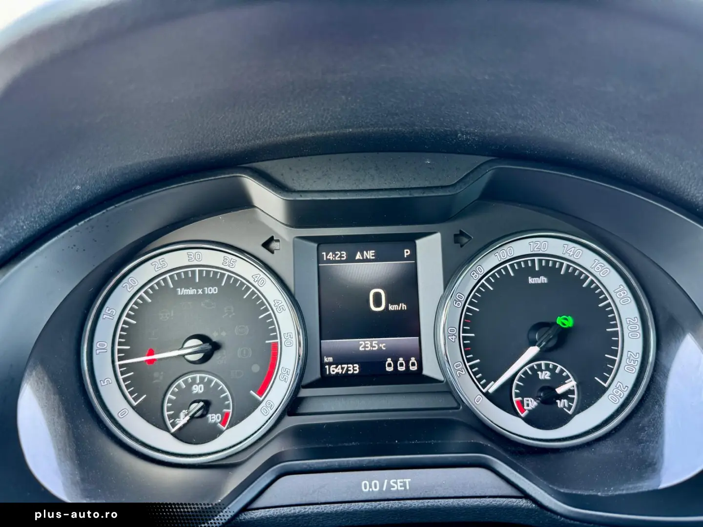 Skoda Octavia Combi 1.6 TDI Clever - Diesel - Automatic