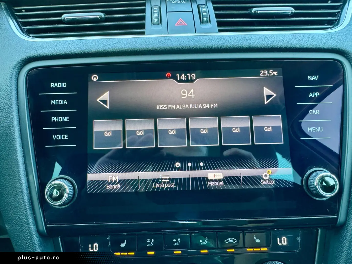 Skoda Octavia Combi 1.6 TDI Clever - Diesel - Automatic