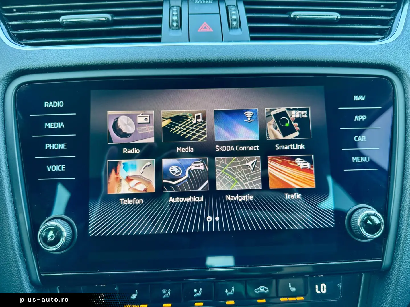 Skoda Octavia Combi 1.6 TDI Clever - Diesel - Automatic