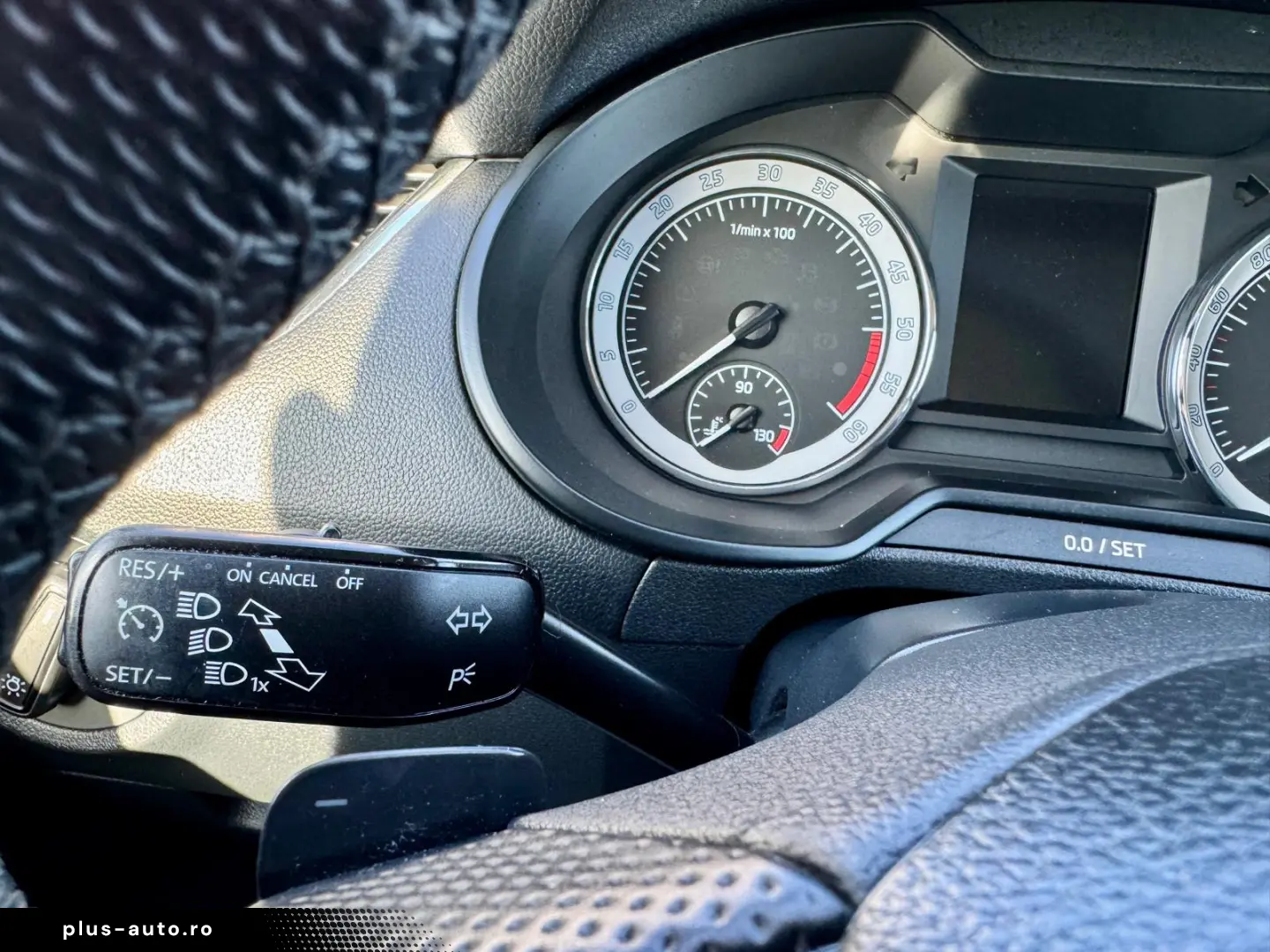 Skoda Octavia Combi 1.6 TDI Clever - Diesel - Automatic