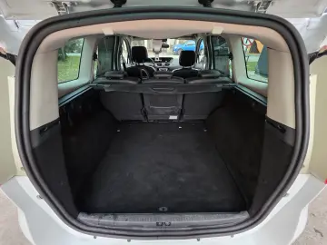 Renault Grand Scenic Bose Edition Automat 2.0L dCi 180CP