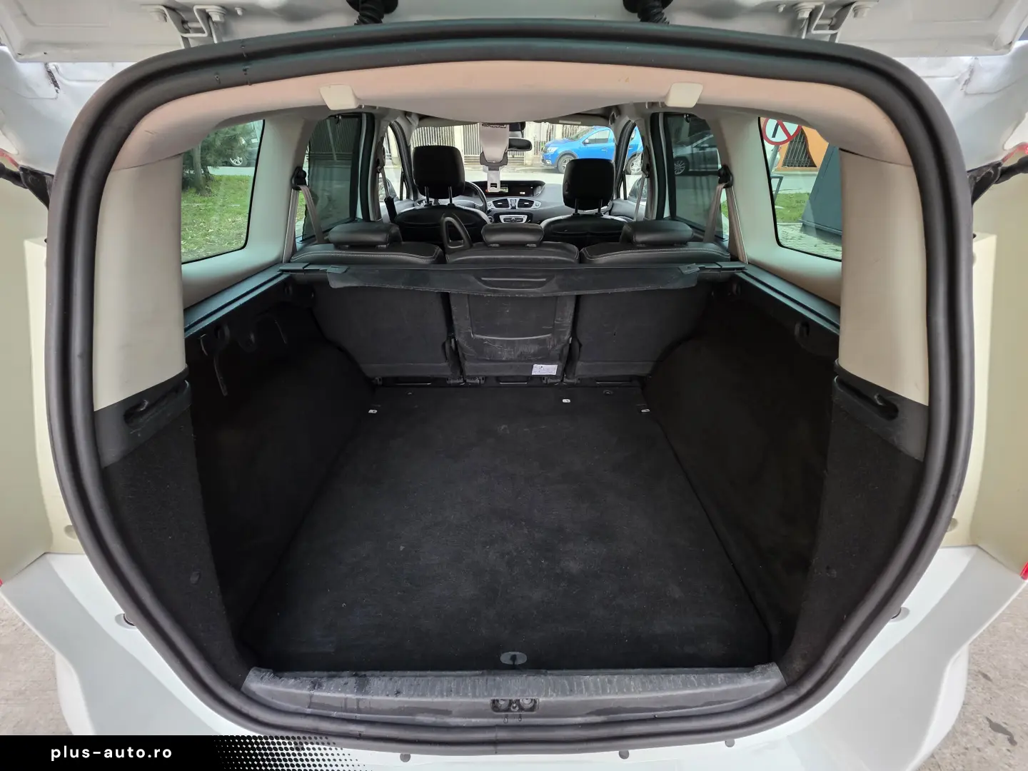 Renault Grand Scenic Bose Edition Automat 2.0L dCi 180CP