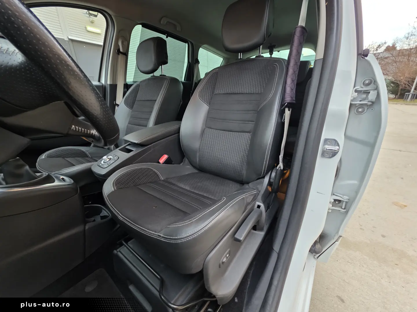 Renault Grand Scenic Bose Edition Automat 2.0L dCi 180CP