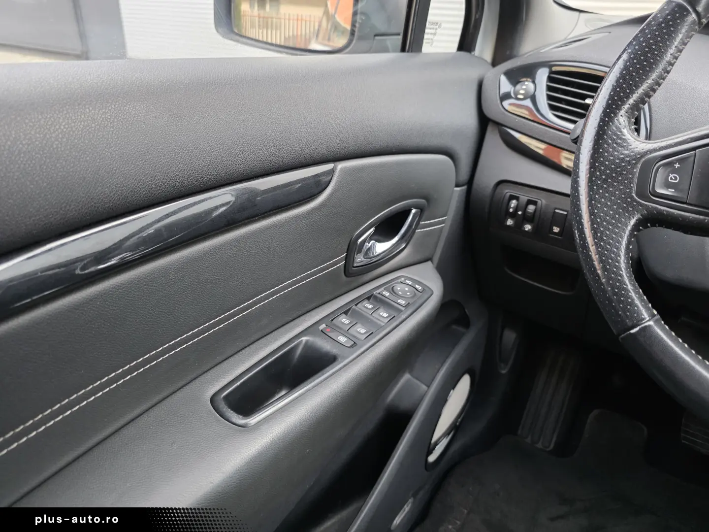 Renault Grand Scenic Bose Edition Automat 2.0L dCi 180CP